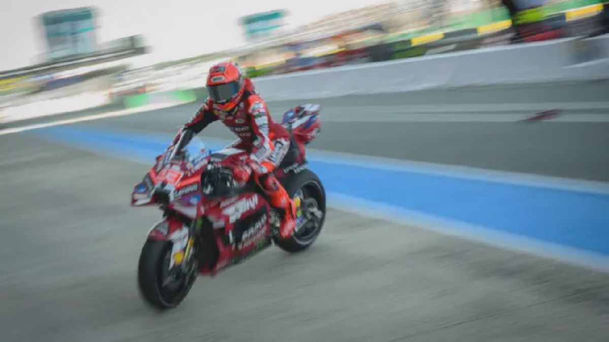 Marc Marquez Kembali ke Pit saat Latihan Bebas MotoGP Prancis