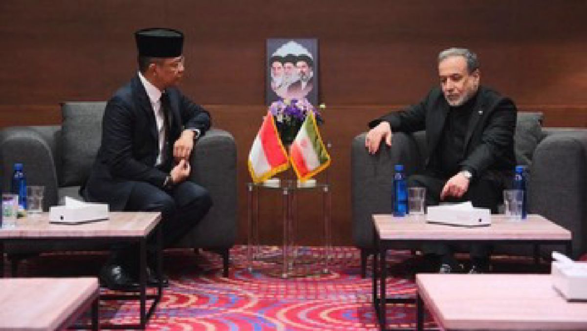 Menlu RI Sugiono Temui Menlu Iran di Mashdad