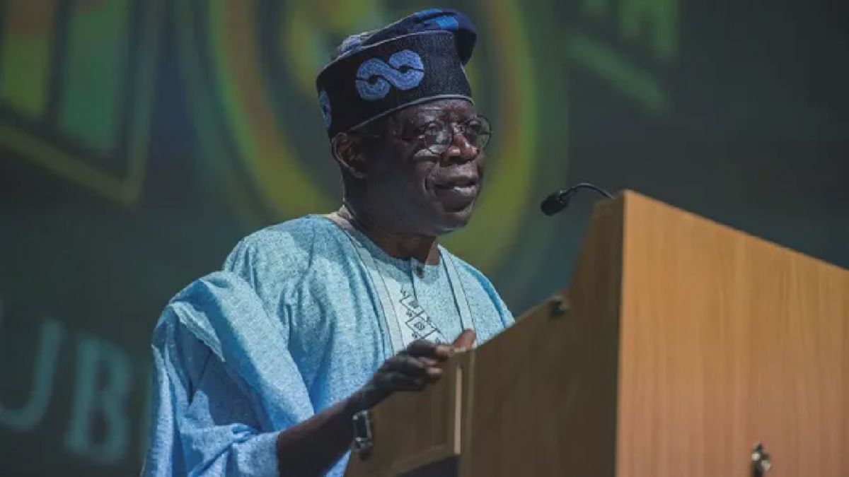 Presiden Terpilih Nigeria Bola Tinubu Diambil Sumpah di Usia 70