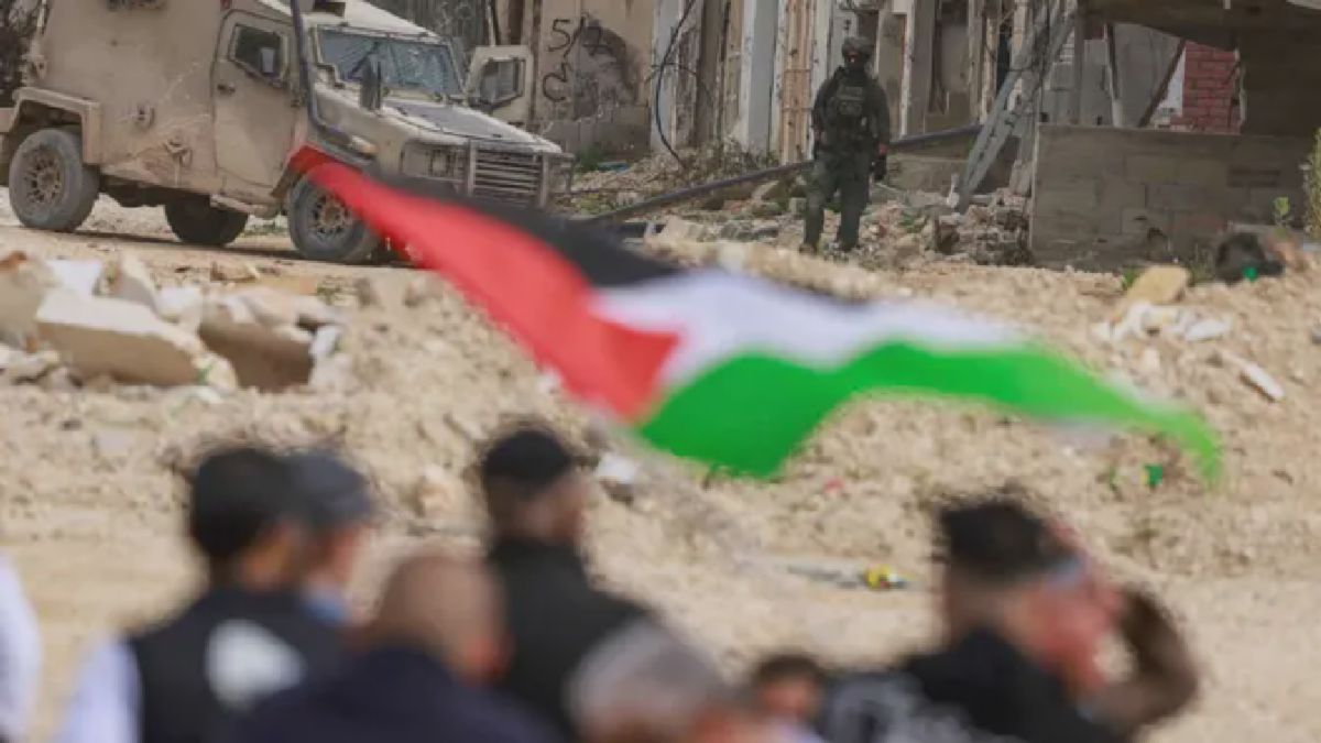 Warga Palestina Protes Desak Akses Kamp Nur Shams