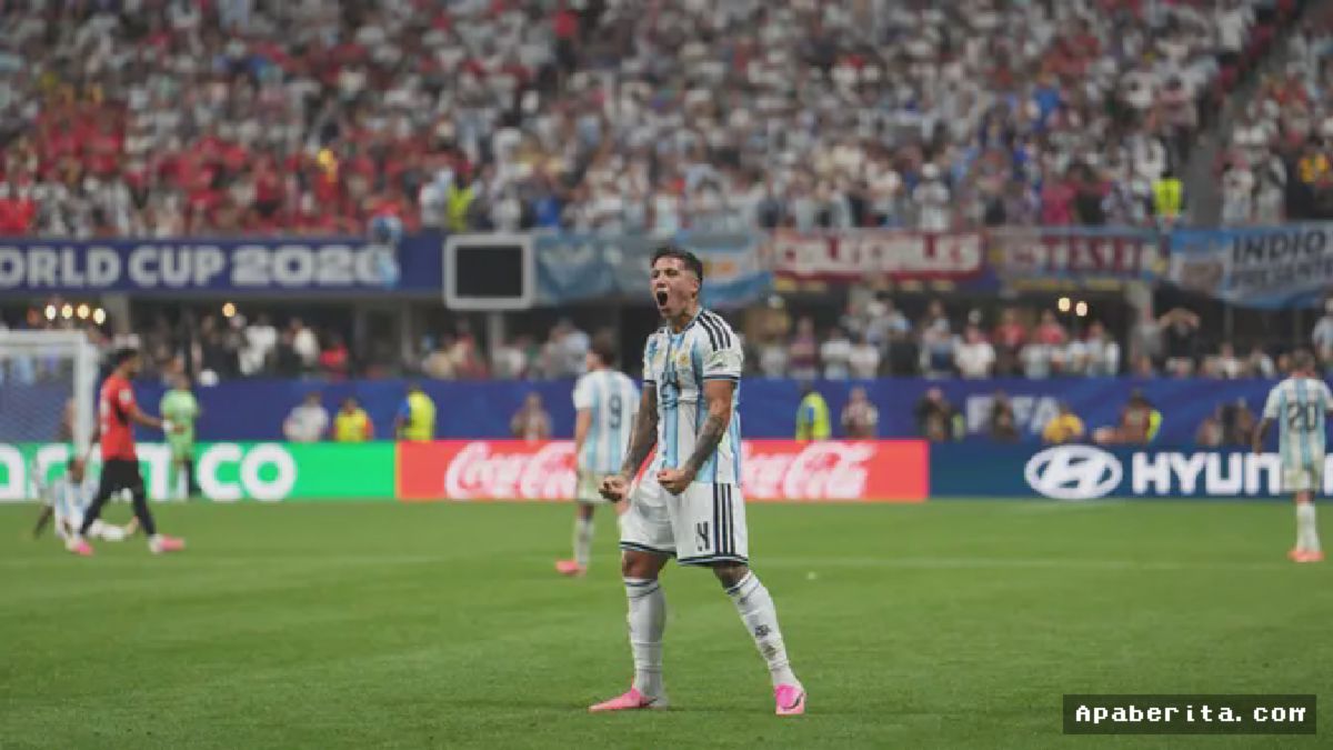 ATLANTA — Enzo Fernandez Rayakan Gol Ketiga Argentina di Tengah Dominasi atas Mesir