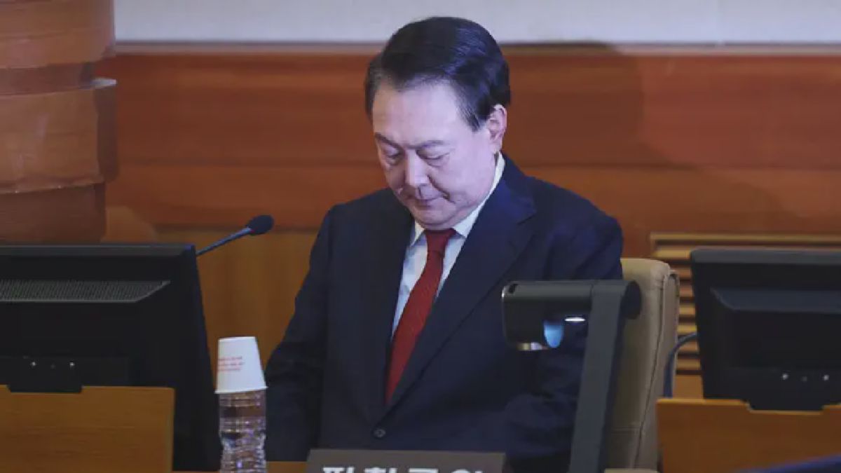Yoon Suk Yeol Hadiri Langsung Sidang Mahkamah Konstitusi Korea Selatan
