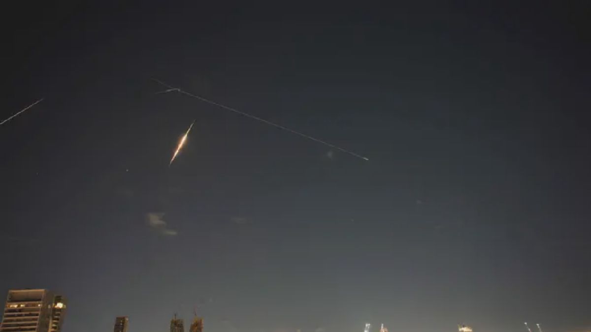 Iran Balas Serangan Israel-AS, Rudal Tembus Pertahanan Tel Aviv