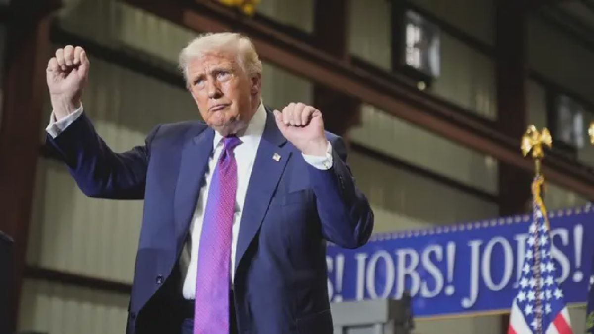 Trump Ancam Blokade, Iran Siagakan Kapal di Selat Hormuz