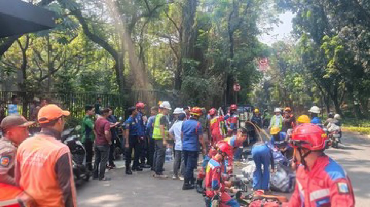Tiga Pekerja Tewas di Gorong-gorong Cipayung Diduga Hirup Gas Beracun