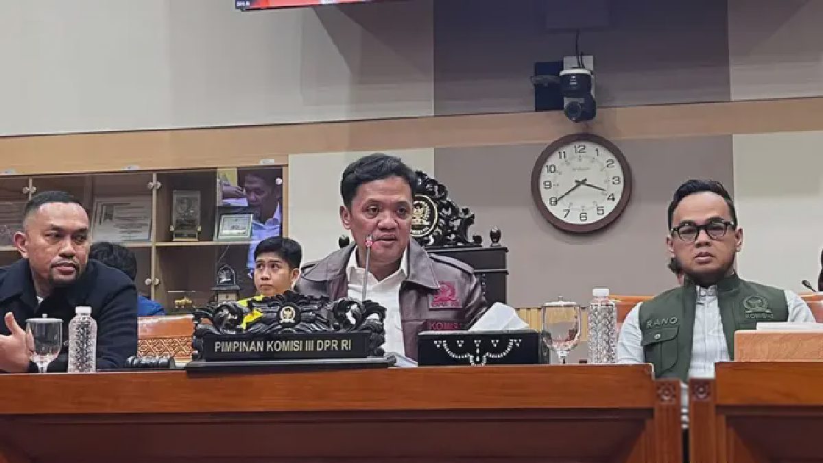 Ketua Komisi III DPR Usul Bentuk Tim Independen Usut Korupsi Eks Jampidsus