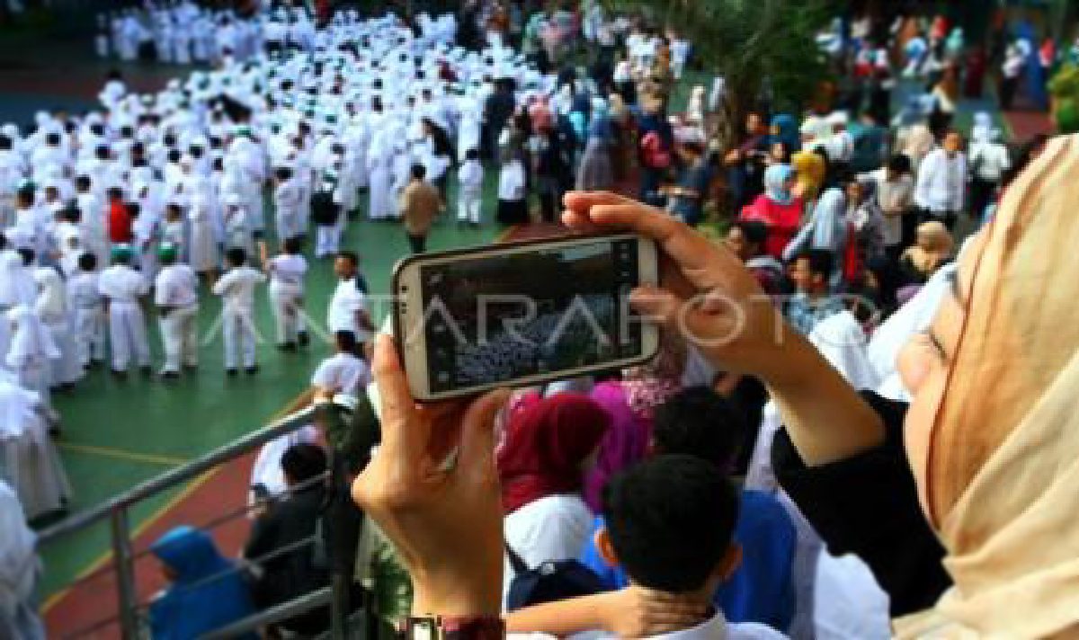 Pemprov Aceh Terbitkan Dispensasi Khusus ASN Antar Anak Sekolah