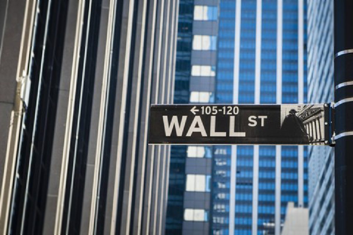Wall Street Menguat, Investor Menanti Musim Laporan Keuangan Kuartal II
