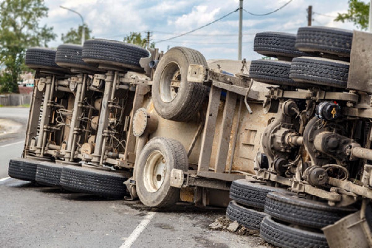 Truk Gandeng Picu Kecelakaan Maut di Jalisco, 9 Orang Tewas