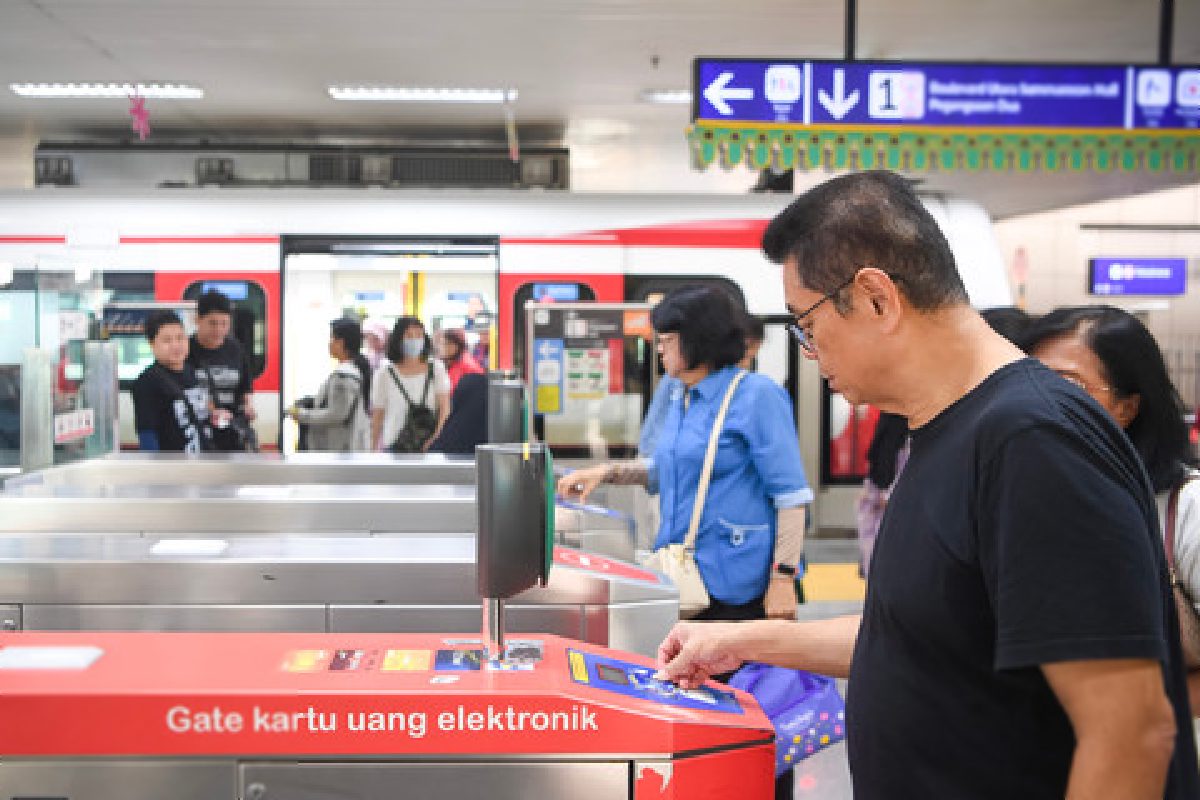 Pengguna Kereta Bandara KAI Capai 7,46 Juta, LRT Sumsel Teratas