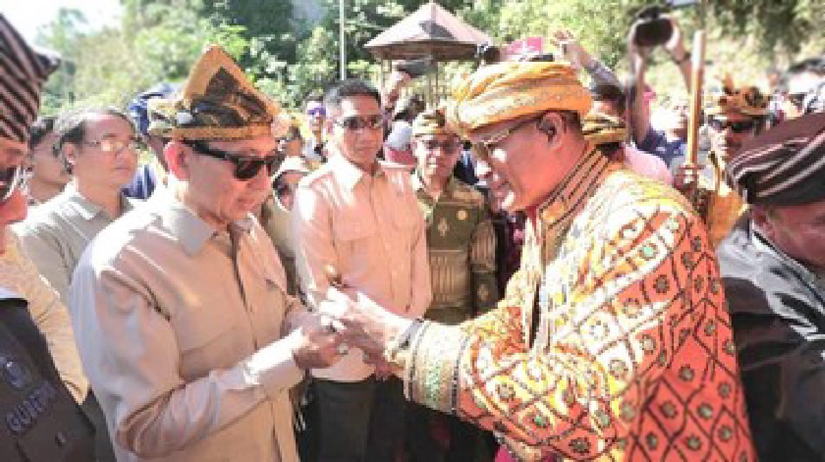 Menbud Fadli Zon Resmikan Festival Liangkobori, Dorong Pelestarian Gua Muna