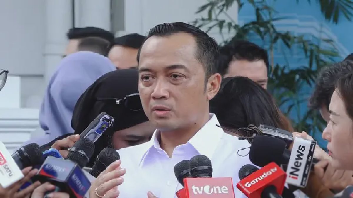 Mensesneg Prasetyo Hadi Jelaskan Kenaikan Harga Plastik di Istana