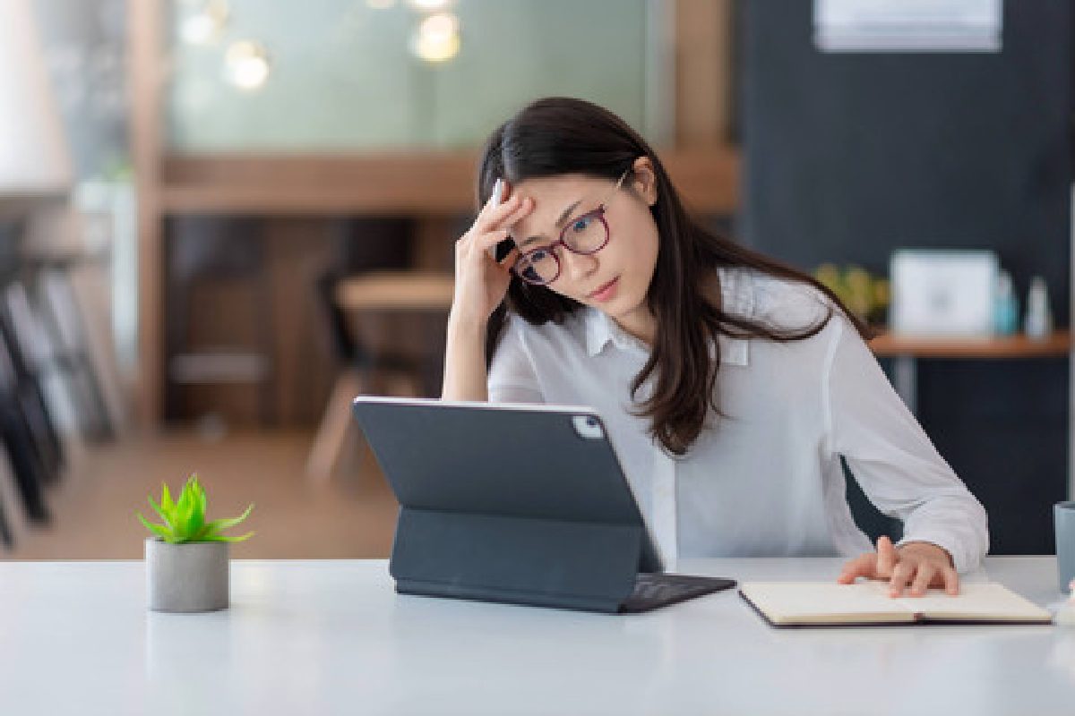 Overthinking Mengintai Generasi Muda: Pemicu, Dampak, dan Upaya Penanganan