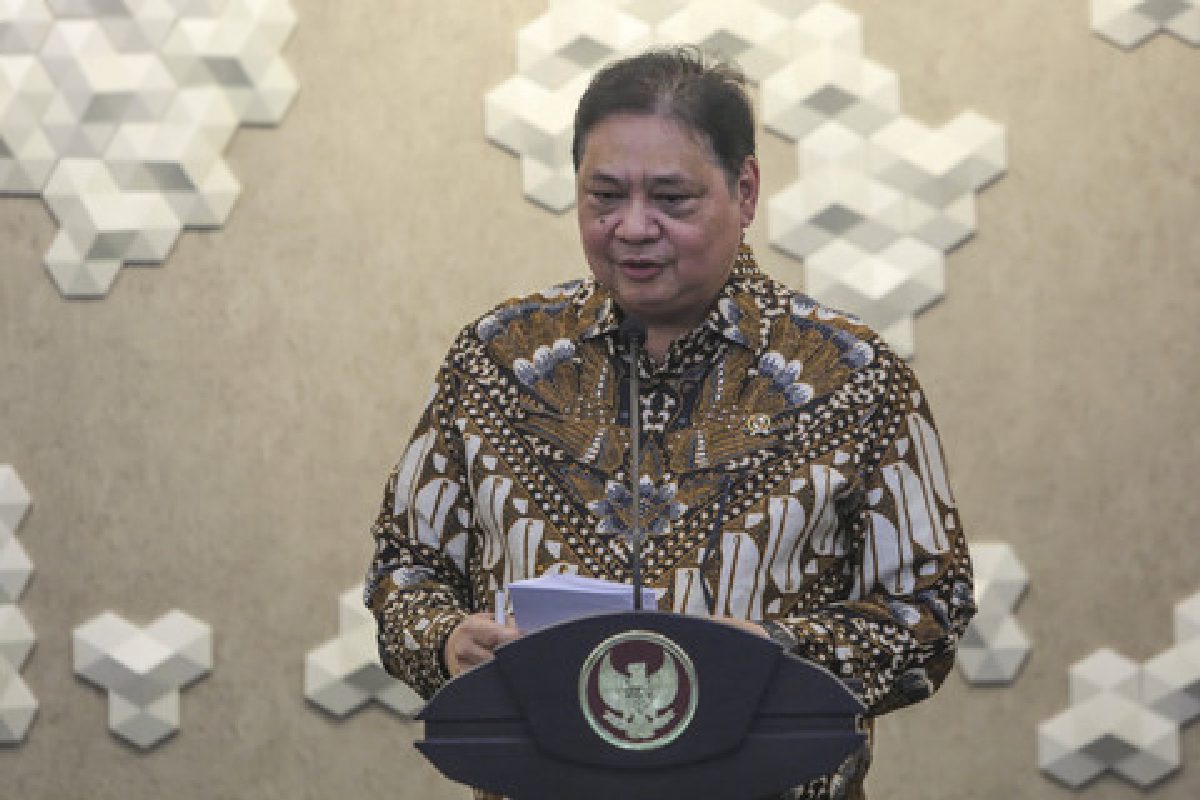 Airlangga Akan Lapor Presiden soal Harga Solar Khusus Kapal Besar
