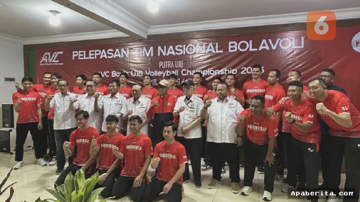 Kabupaten Bogor — Sore itu, langit di kawasan Padepokan Voli Jenderal Polisi